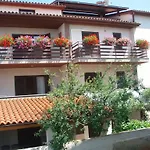 Bed & Breakfast Banjole 3* 반졸레