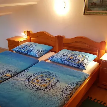 Bed & Breakfast Banjole 3* 班约勒