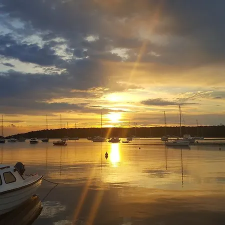 Bed & Breakfast Bed & Breakfast Banjole