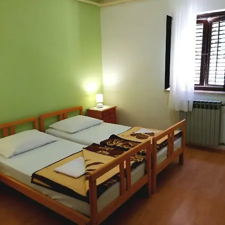 Bed & Breakfast Banjole 3* 班约勒