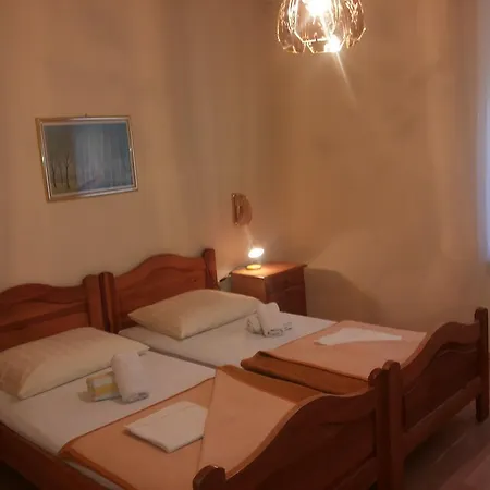 Bed & Breakfast Banjole לינה וארוחת בוקר באניולה