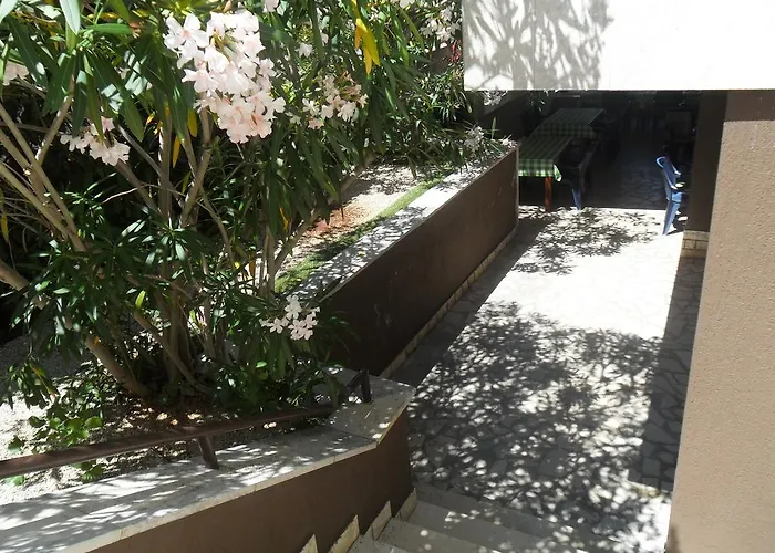 住宿加早餐酒店 Bed & Breakfast Banjole 3*