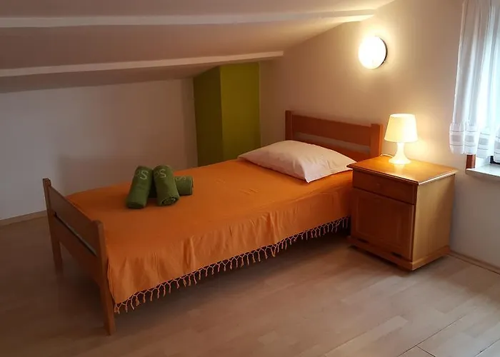 Bed & Breakfast Banjole 班约勒